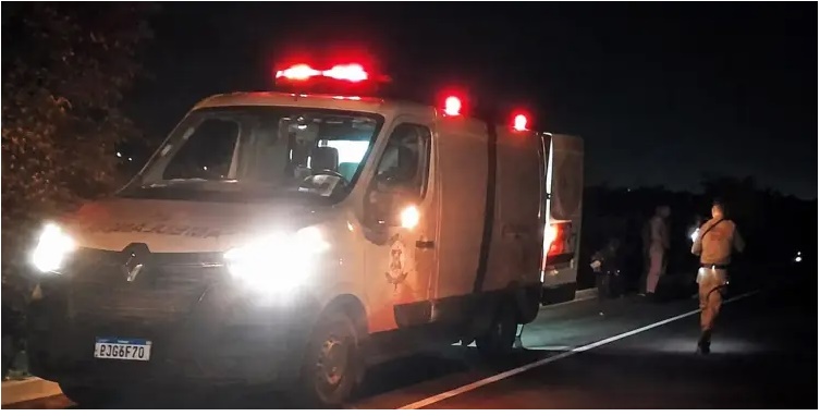 Jovem de 23 anos morre após moto cair em ribanceira na BA-052, entre Ipirá e Itaberaba