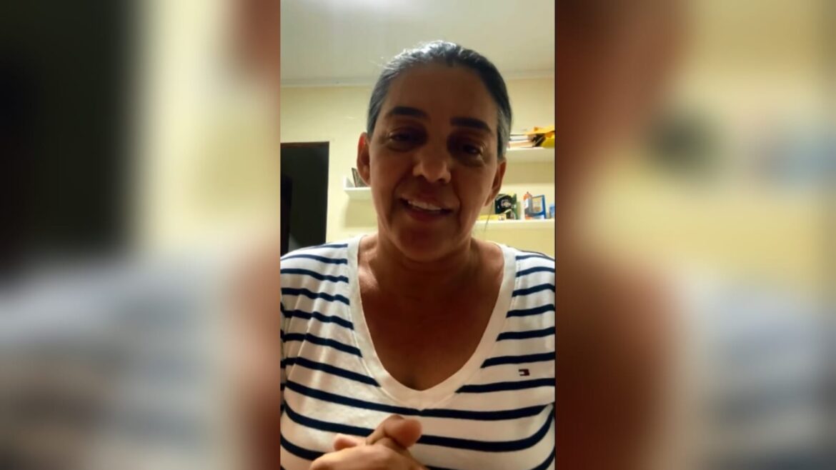 Vice-prefeita de João Dourado, Kel do Riacho, durante vídeo sobre o rompimento político com o prefeito Di Cardoso.